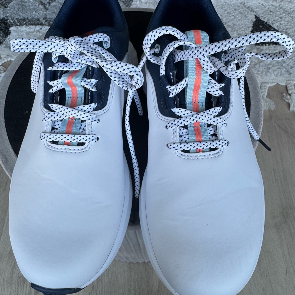 FootJoy Women's Pulse Spikeless Golf Shoes